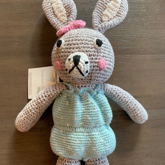 New La De Dah Kids Crocheted Girl Bunny Toy Doll - Picture 2 of 4